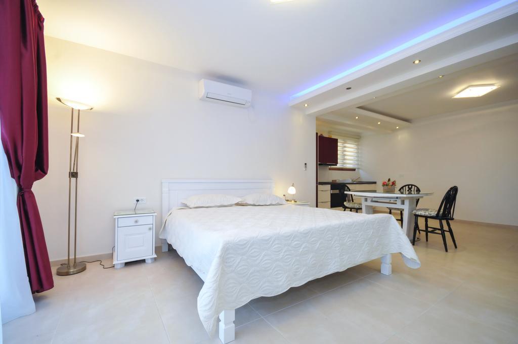 St.George Apartments Petrovac Cameră foto